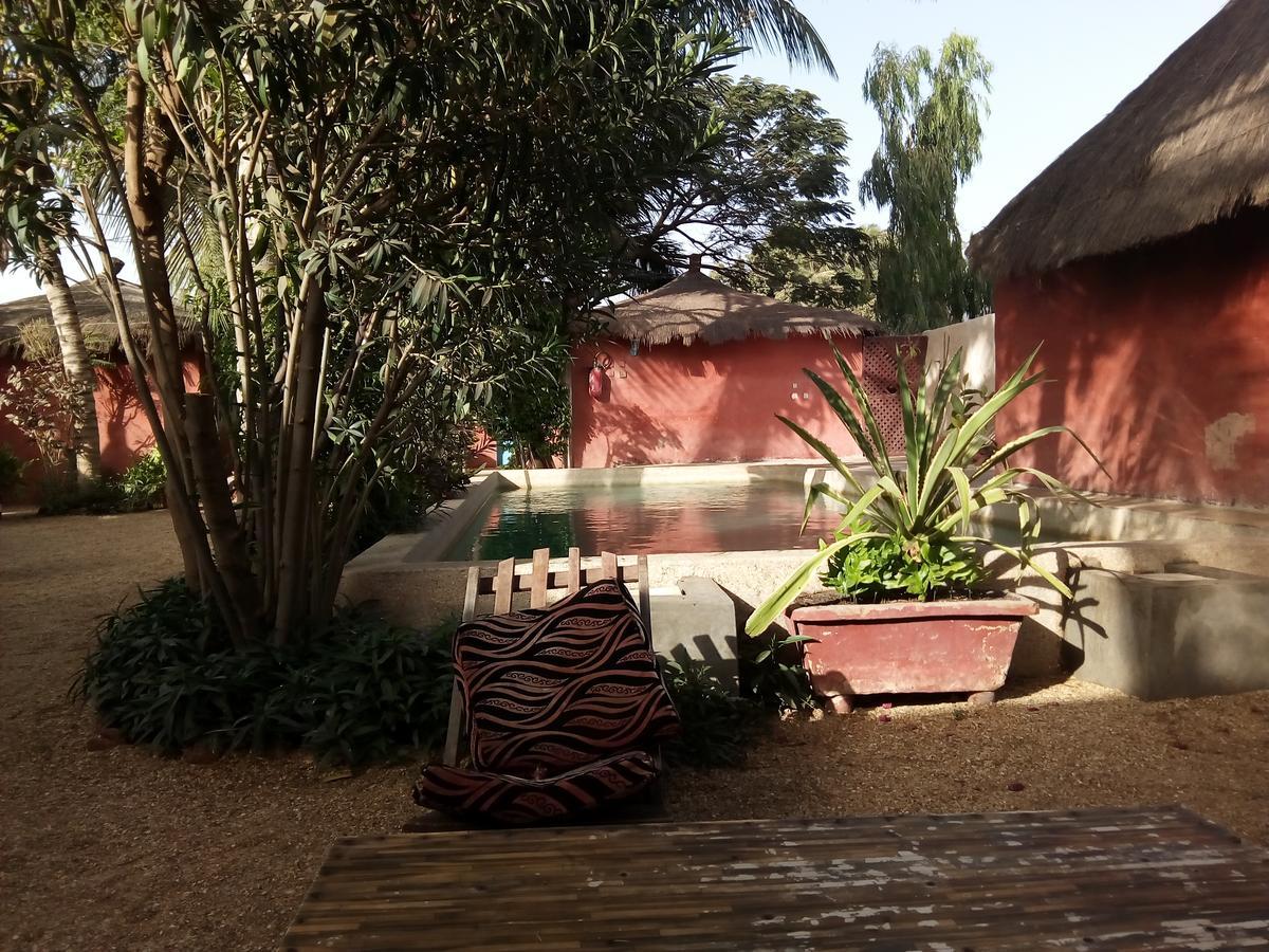 Hôtel Joal Lodge Extérieur photo