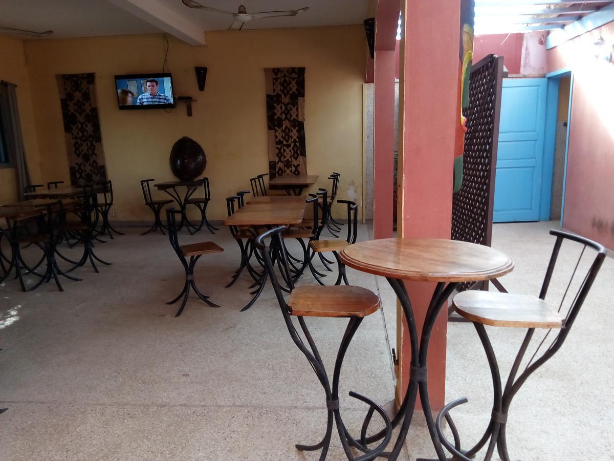 Hôtel Joal Lodge Extérieur photo